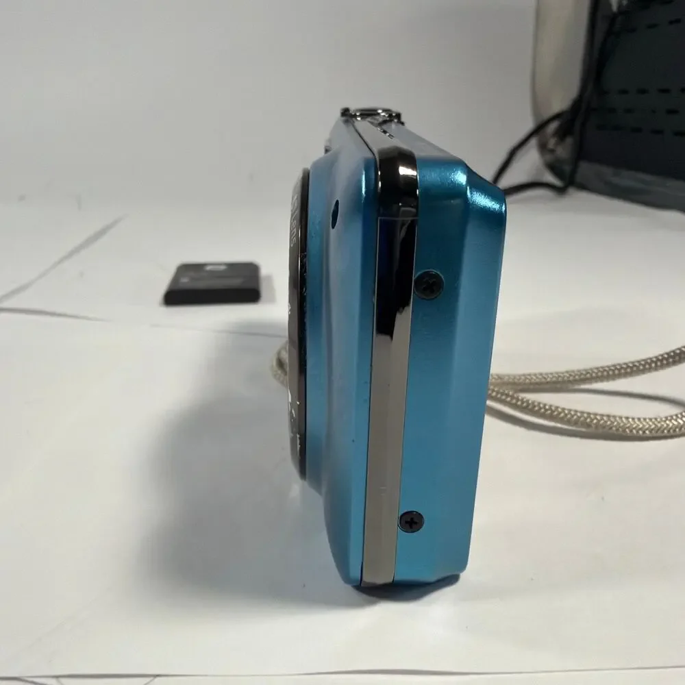 GE E1486TW 14.1MP Blue Digital Camera For Parts SD Card Slot Blocked